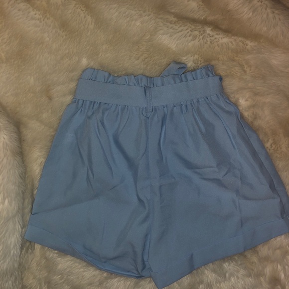 SHEIN SHORTS - Picture 2 of 2